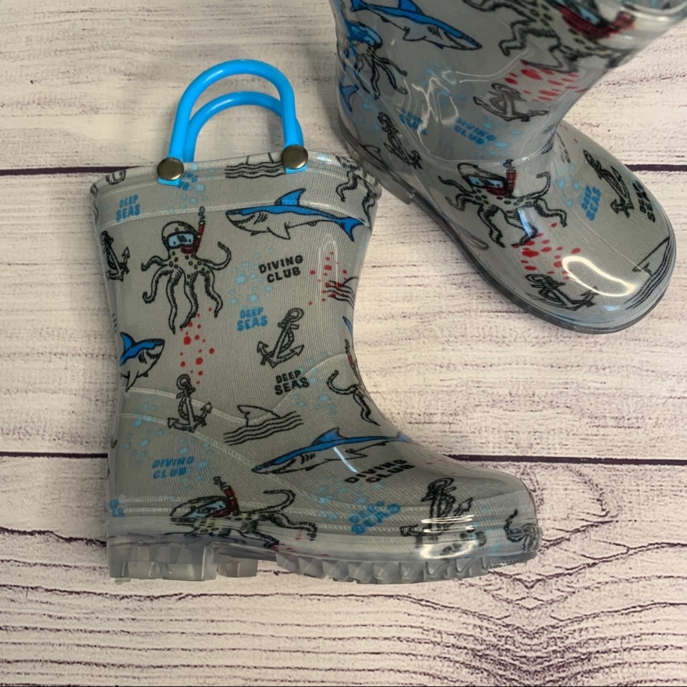 Zac & Evan Gray Sea Life Shark & octopus Rain Boots Size 5/6T